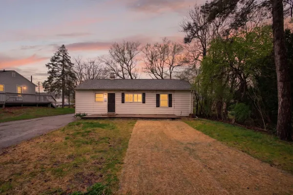 $164,900 | 2005 Cortland Boulevard, Jackson, MI 49203