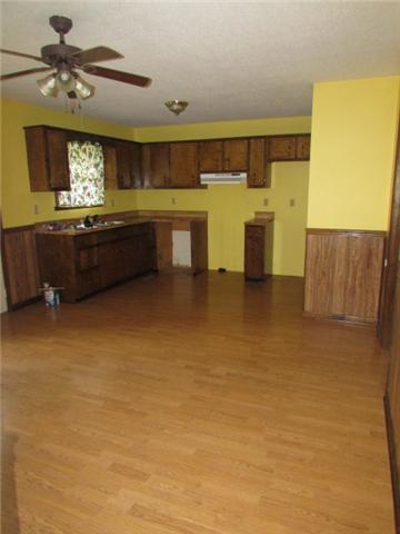 1010 Rosier Road Lawrenceburg, TN 38464 - Photo 4 of 11