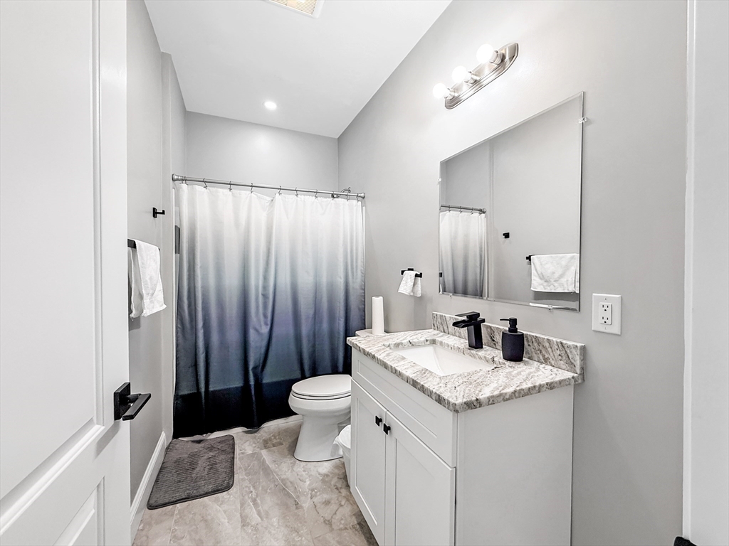 16 Adelle Circuit Worcester, MA 01607 - Photo 12 of 30