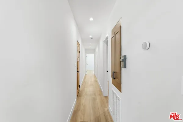 $3,195 | 5411 Troost Avenue, Valley Village, CA 91601