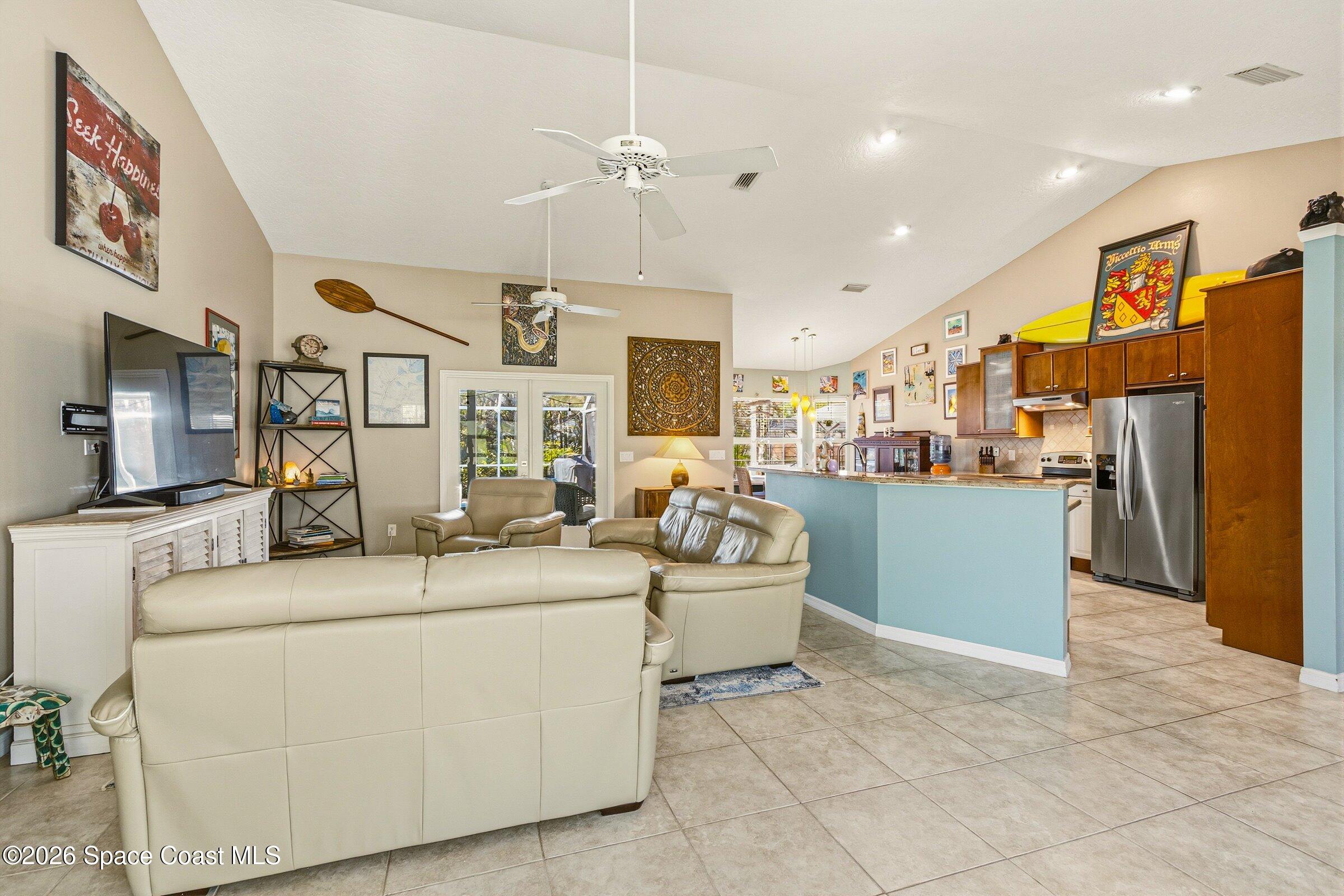 101 Estrella Road Melbourne Beach, FL 32951 - Photo 10 of 57 43-101-Estrella-203