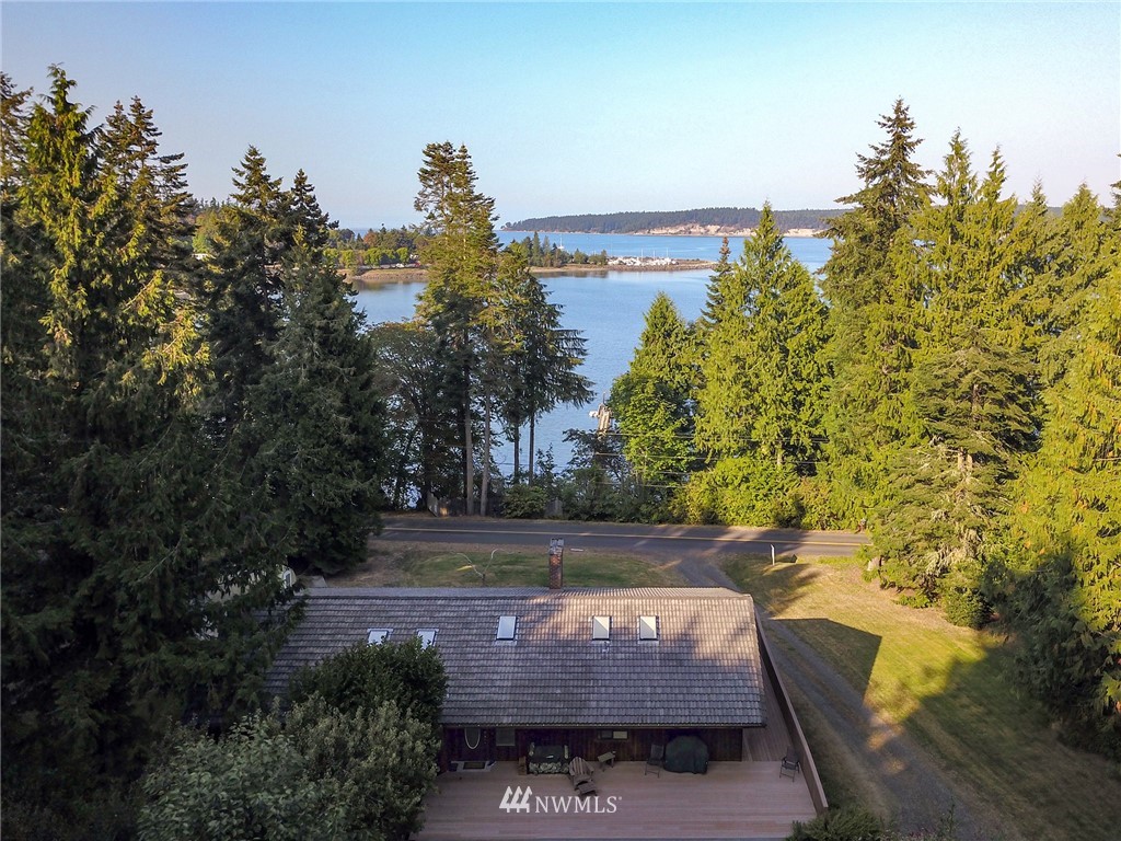 3080 West Sequim Bay Road Sequim, WA 98382 - Photo 3 of 40