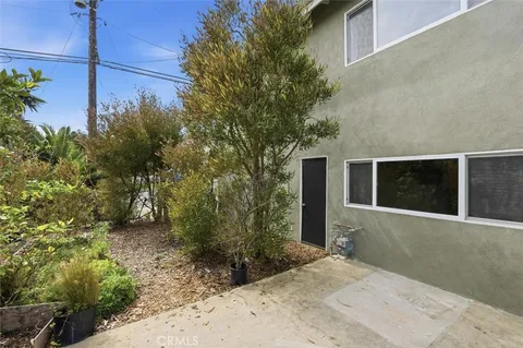 $1,559,000 | 426 Camino Real, Redondo Beach, CA 90277