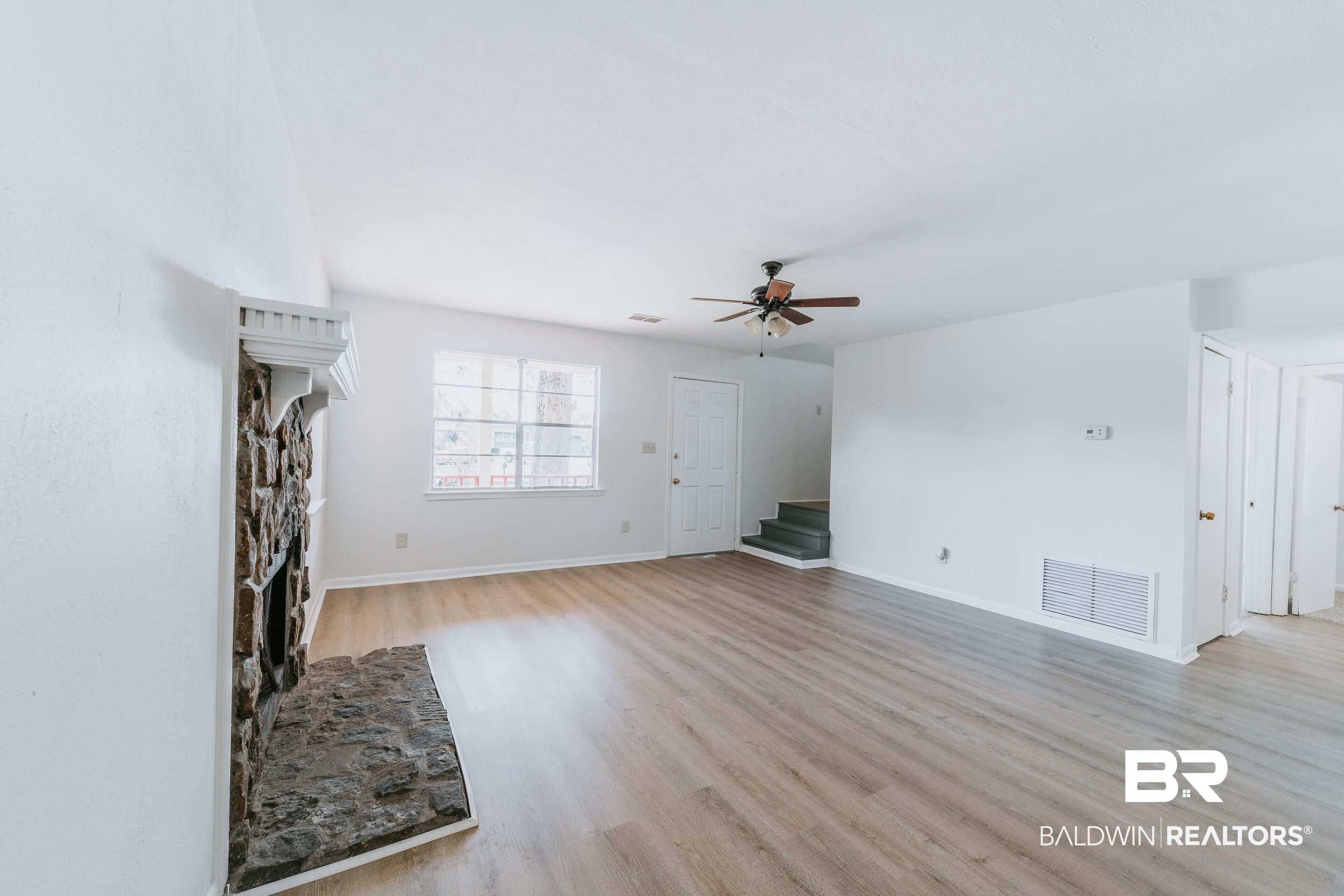 2354 Redmond Street Mobile, AL 36617 - Photo 10 of 27