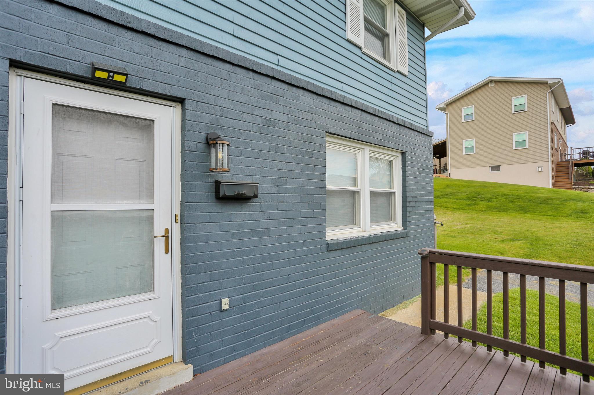 135 Gerald Avenue Reading, PA 19607 - Photo 5 of 15 Gallery Image 5