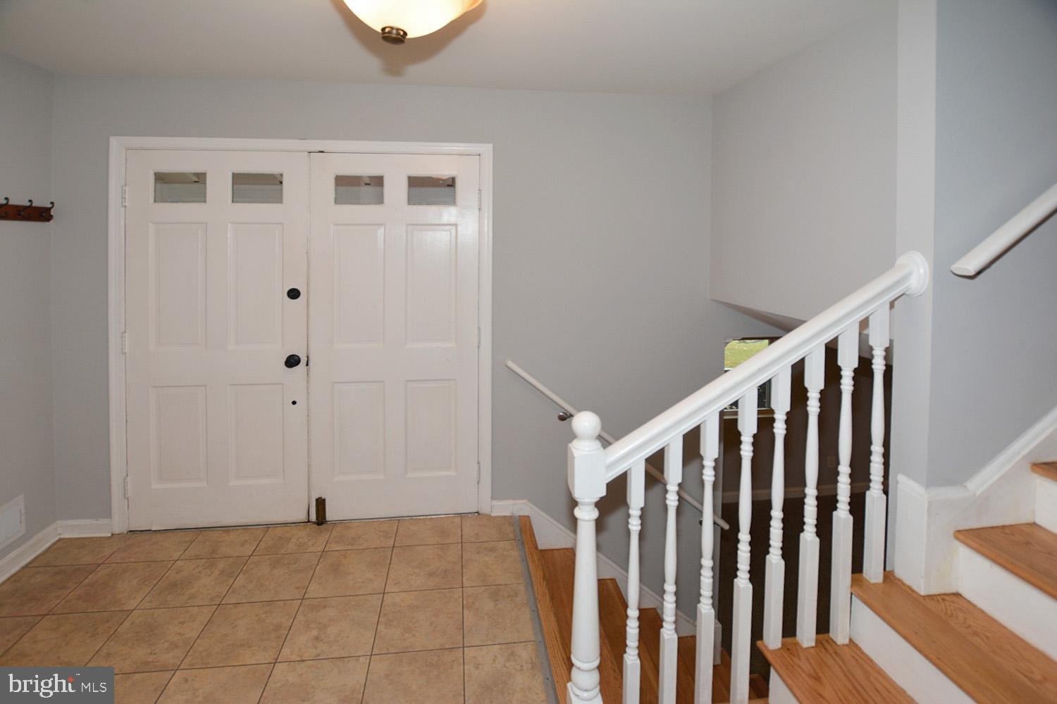 6722 Deborann Court Springfield, VA 22152 - Photo 4 of 34 Gallery Image 4
