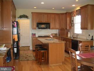 13 Bramley Road Moorestown, NJ 08057 - Photo 3 of 6 Gallery Image 3