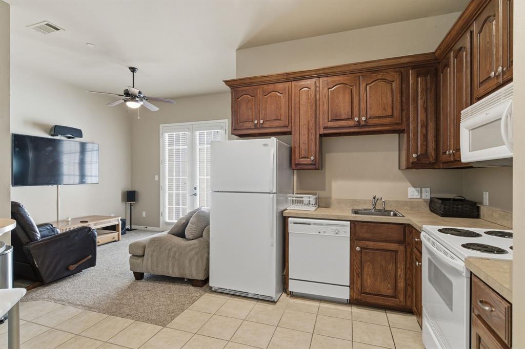 30 Piazza Lane Colleyville, TX 76034 - Photo 31 of 39 Full kitchen in apartment with private entrance