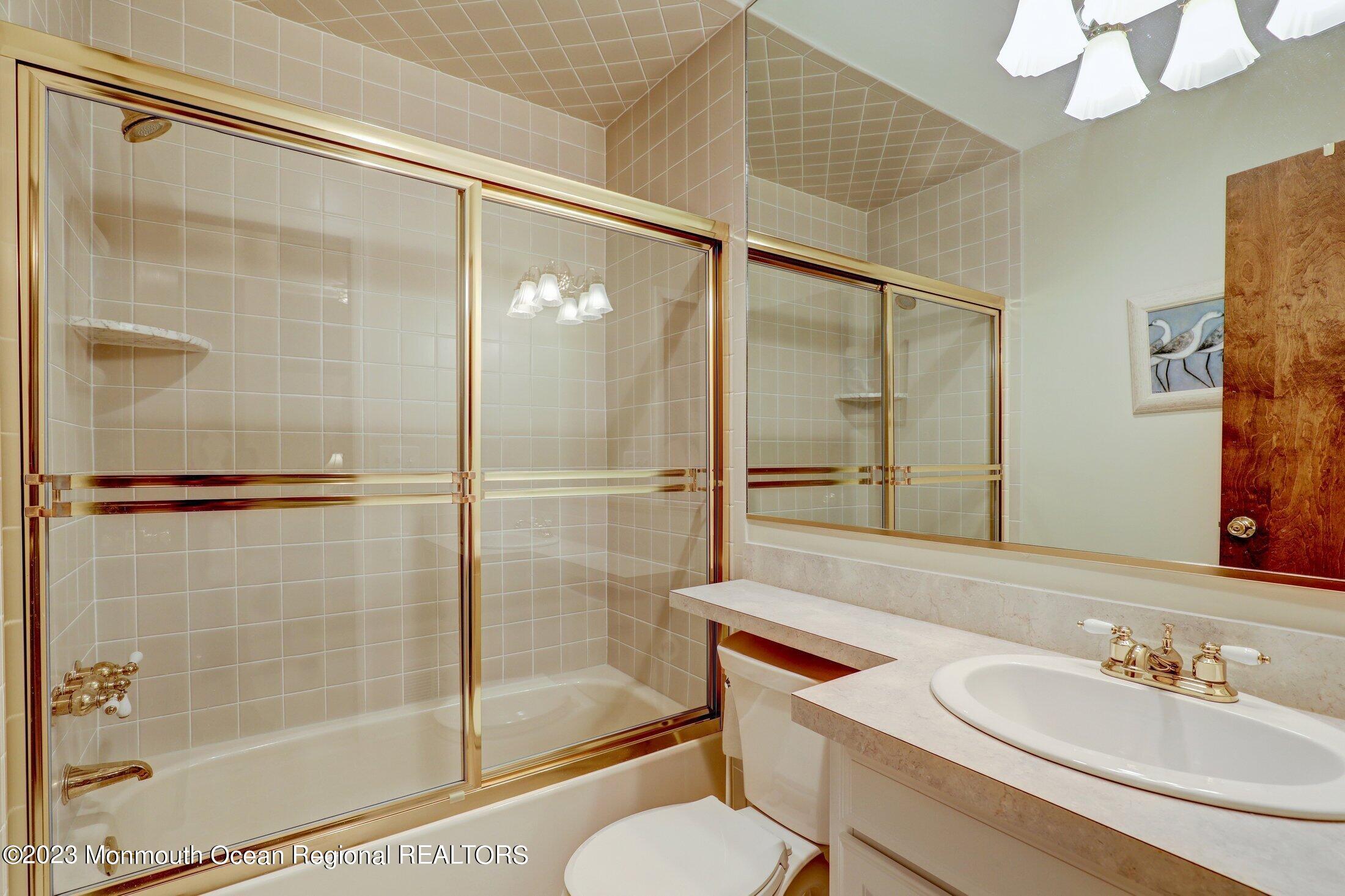 978 West Front Street Red Bank, NJ 07701 - Photo 24 of 39 Bathroom (13)