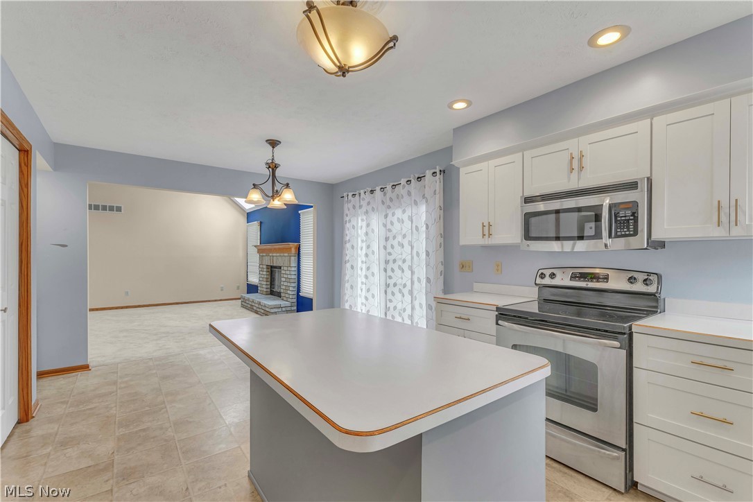 1023 Gulf Road Elyria, OH 44035 - Photo 10 of 46 Gallery Image 10