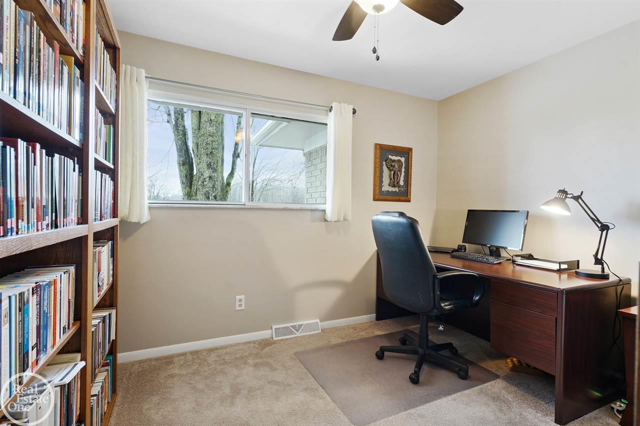2236 Palms Road Columbus, MI 48063 - Photo 12 of 23