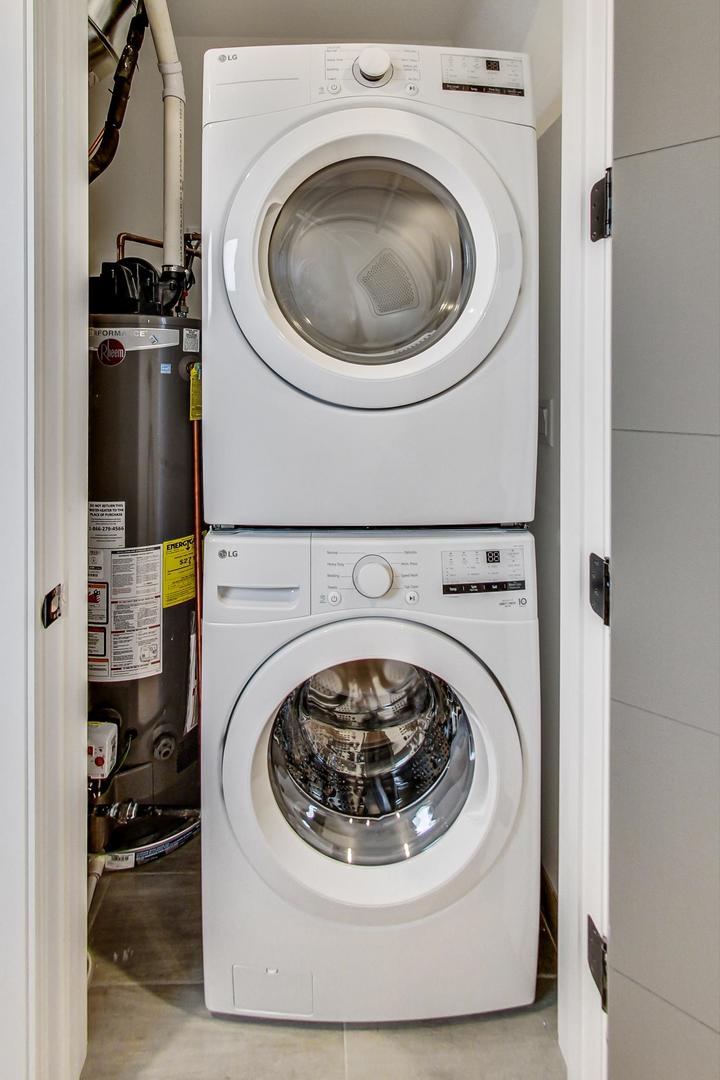 4745 South Indiana Avenue, Unit 3 Chicago, IL 60615 - Photo 12 of 42 a utility room with dryer and washer