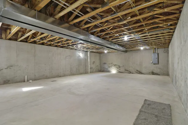 $325,000 | 4822 37th Avenue, Kenosha, WI 53144