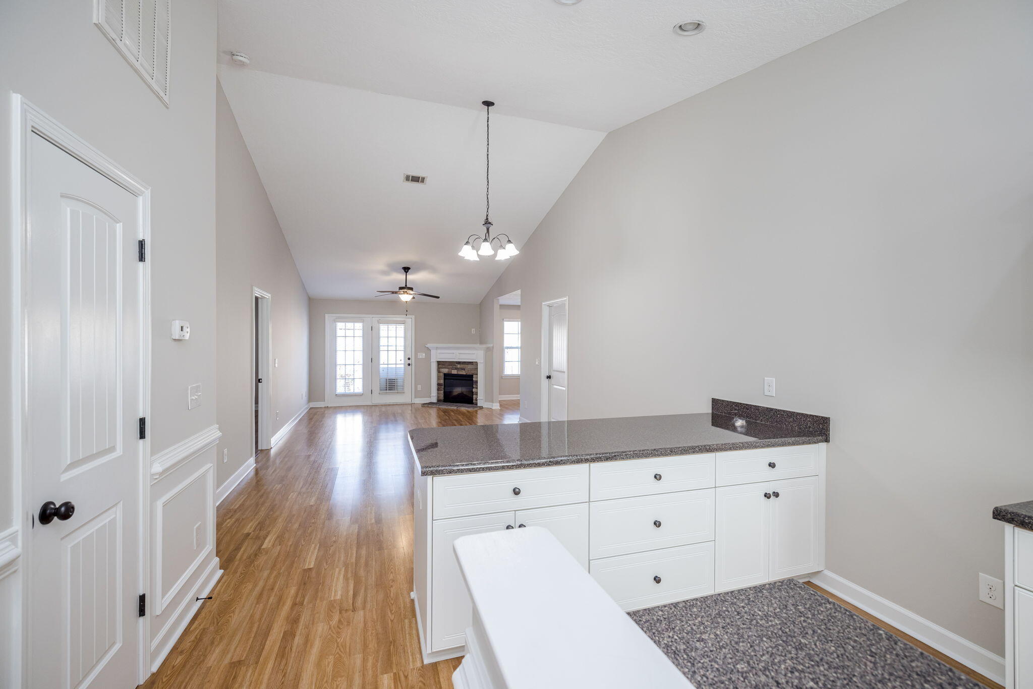 304 York Lane Augusta, GA 30909 - Photo 5 of 37