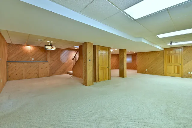 $575,000 | 42W439 Sylvan Lane, St. Charles, IL 60175