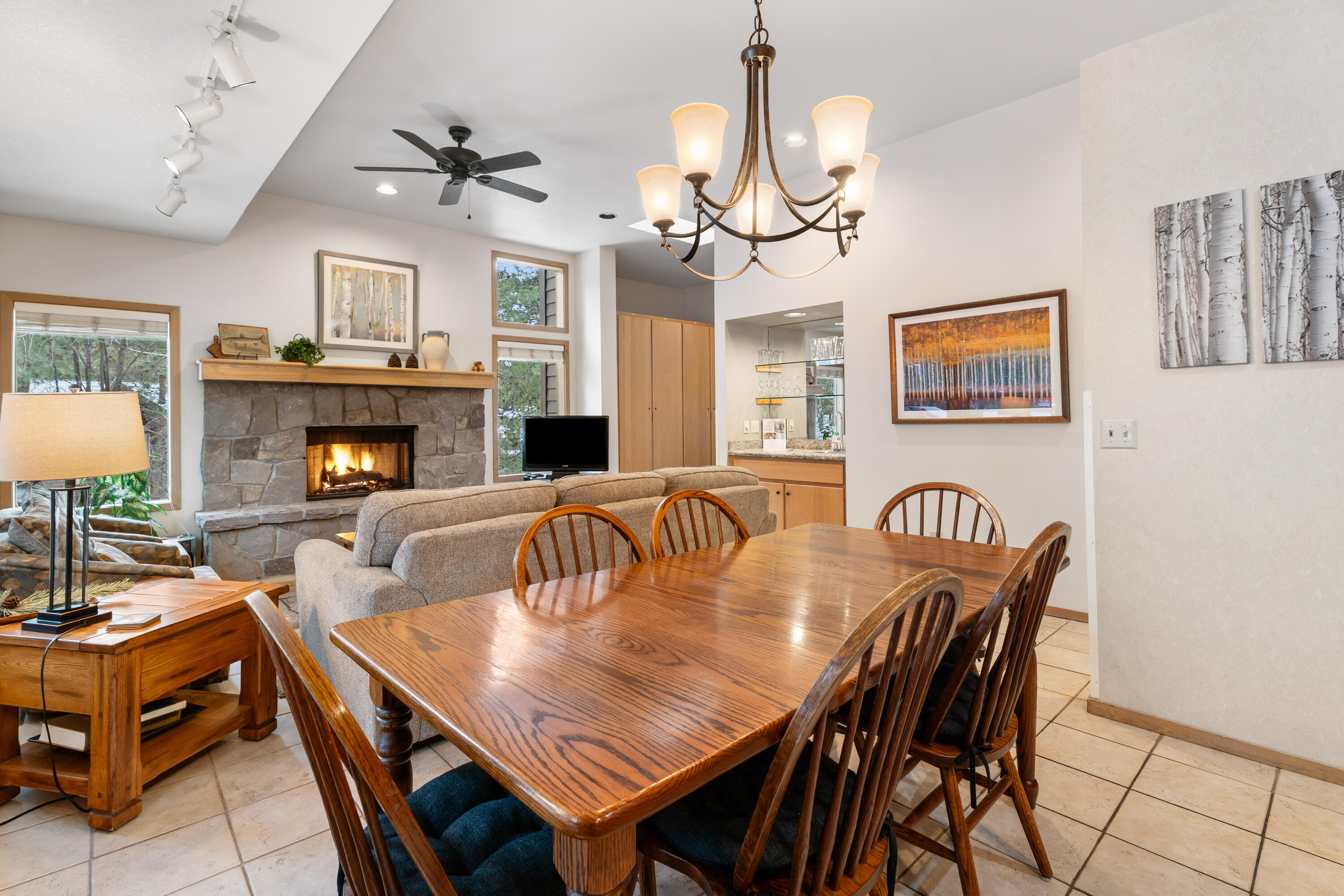 57327 Beaver Ridge Loop, Unit 6 Sunriver, OR 97707 - Photo 13 of 26