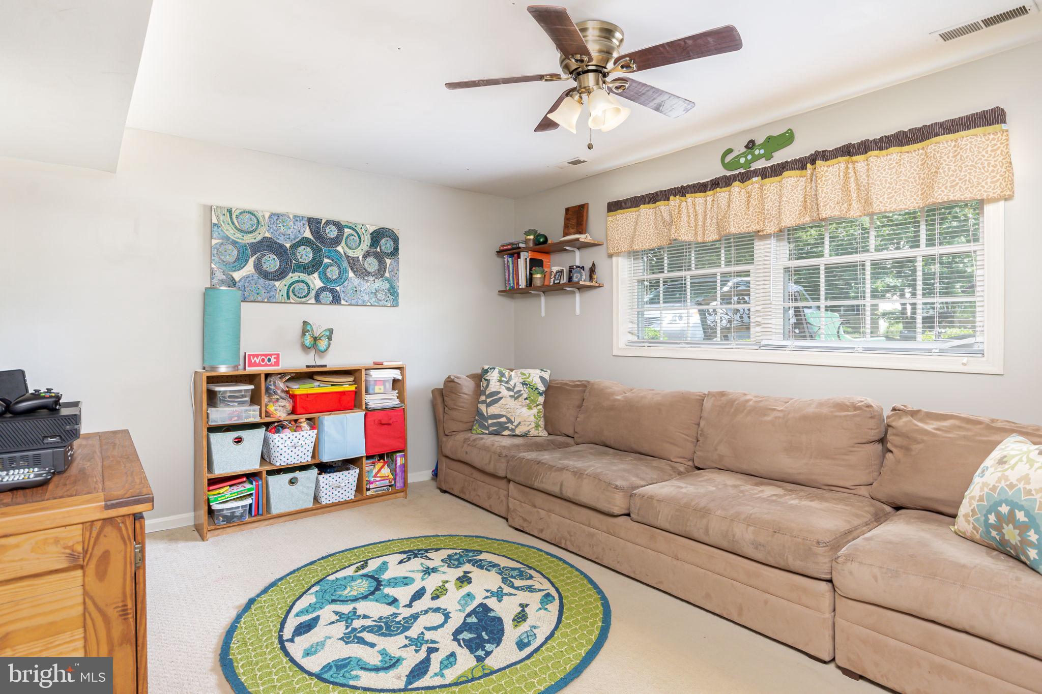 1906 Oak Lodge Road Baltimore, MD 21228 - Photo 23 of 29 Gallery Image 23