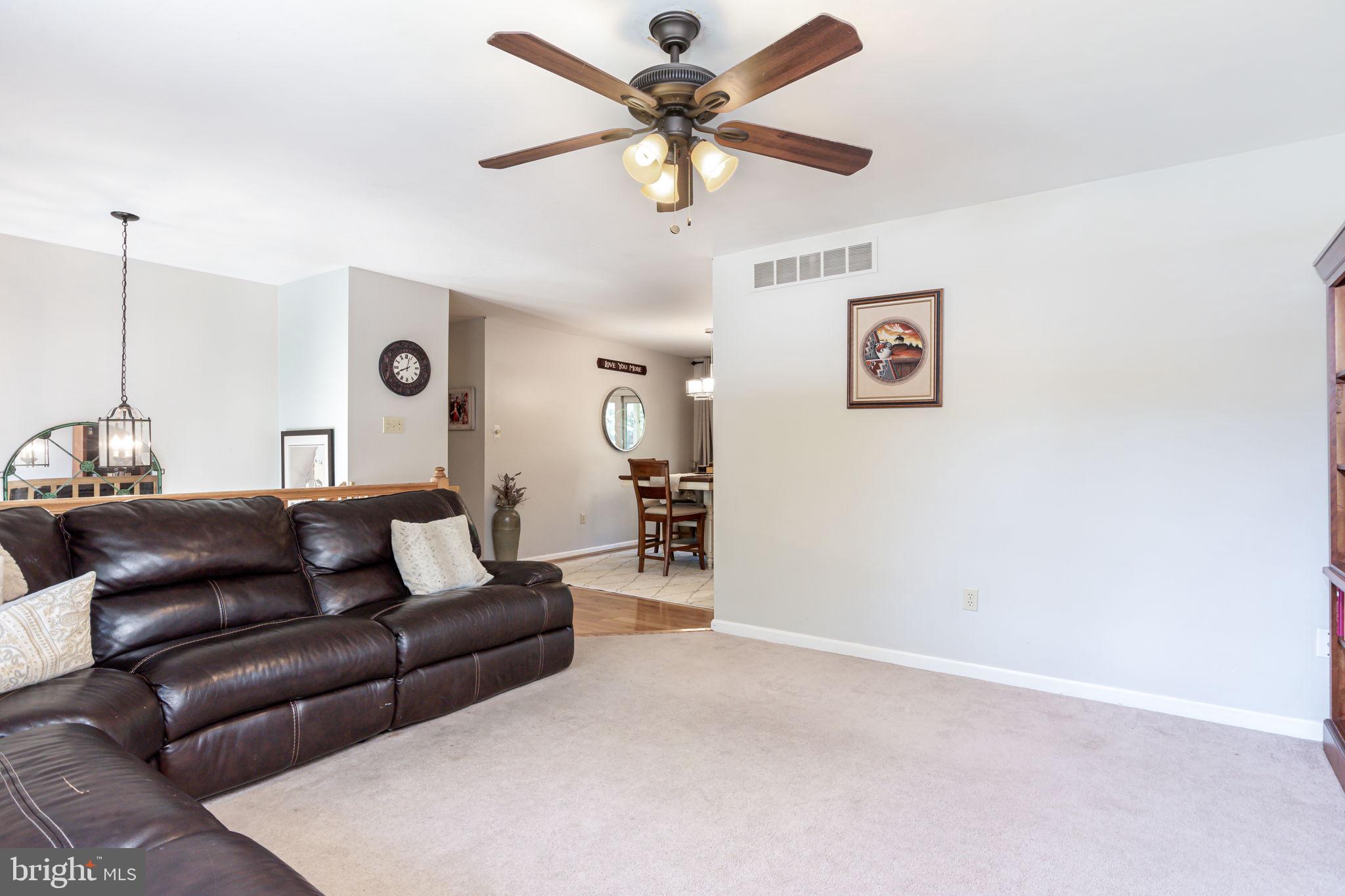 1906 Oak Lodge Road Baltimore, MD 21228 - Photo 6 of 29 Gallery Image 6