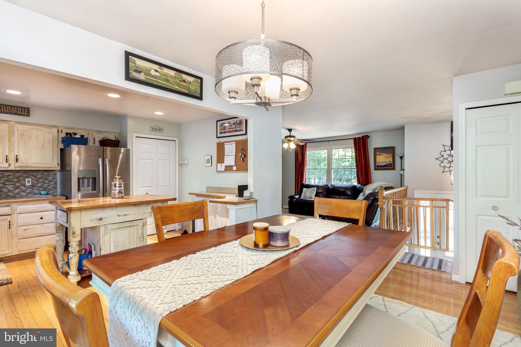 1906 Oak Lodge Road Baltimore, MD 21228 - Photo 8 of 29 Gallery Image 8