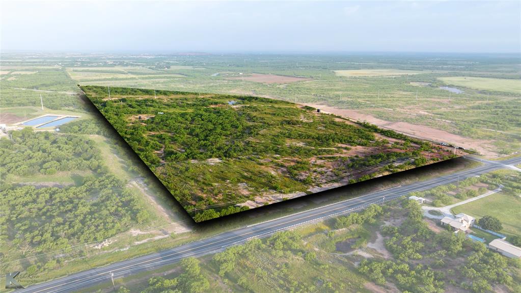 1117 Neas Road Abilene, TX 79601 - Photo 2 of 27 a view of an ocean from a balcony