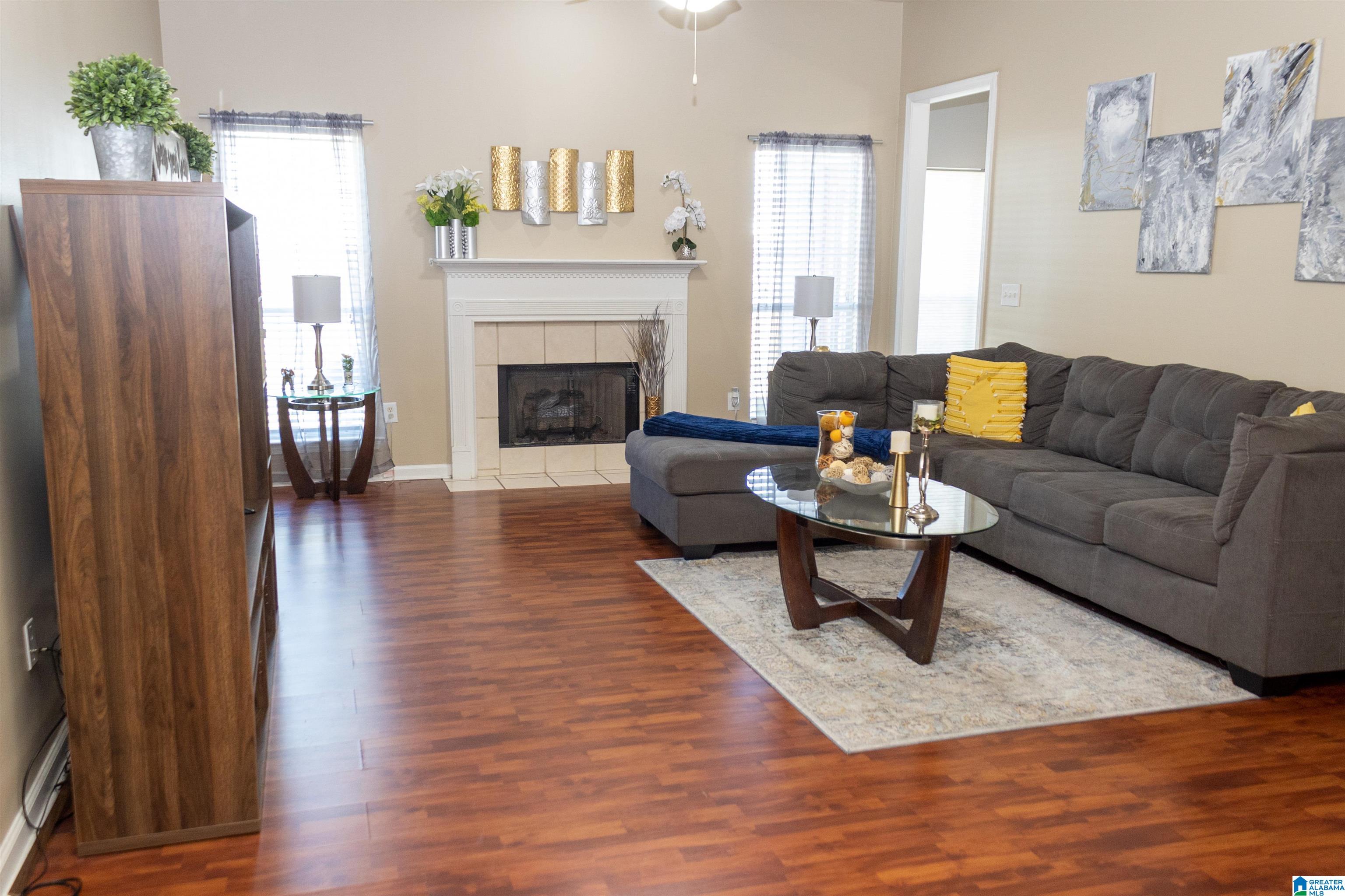 488 Daventry Circle Calera, AL 35040 - Photo 4 of 18