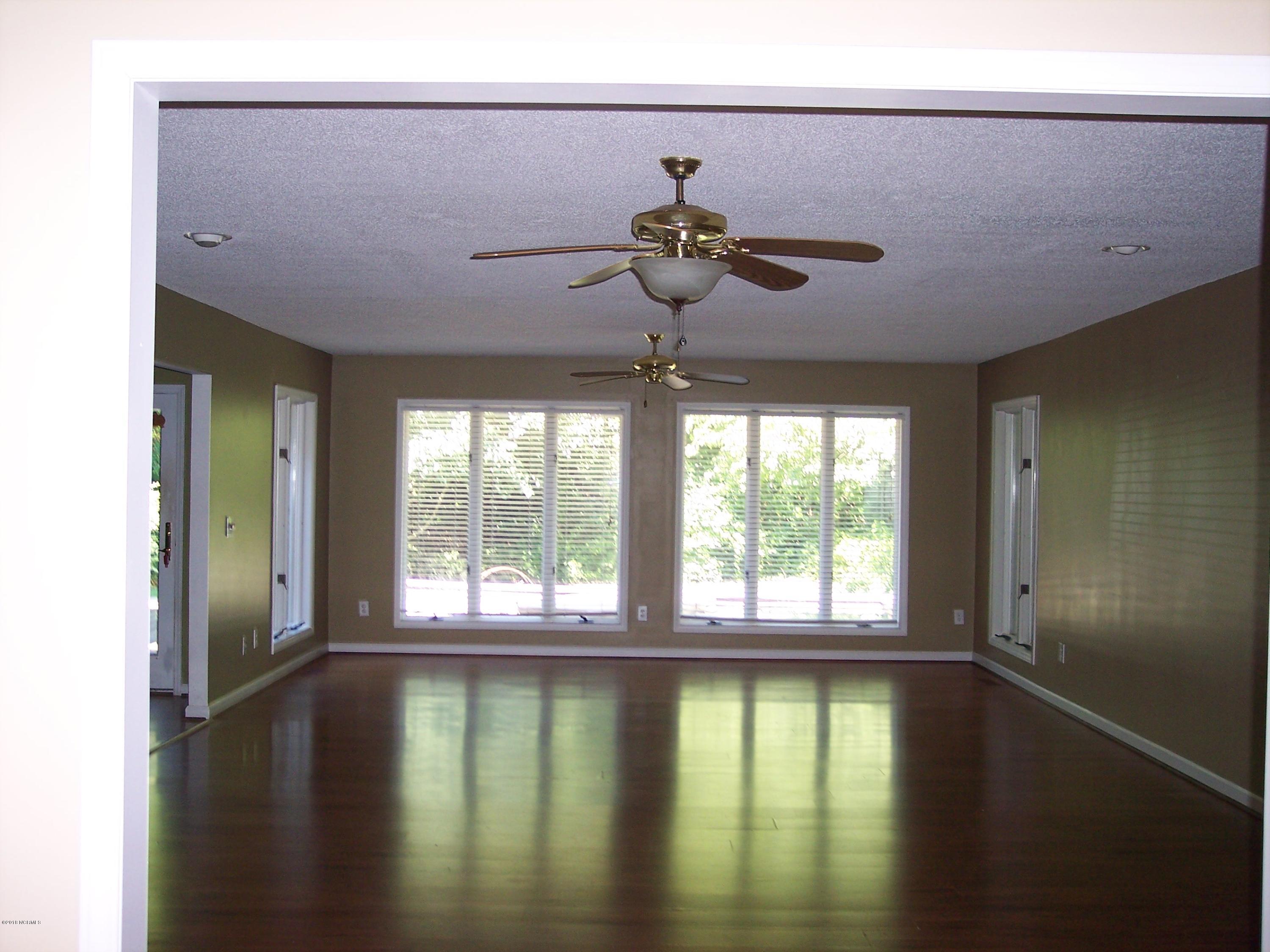 126 Olde Point Road Hampstead, NC 28443 - Photo 9 of 15 126 OPR (2)