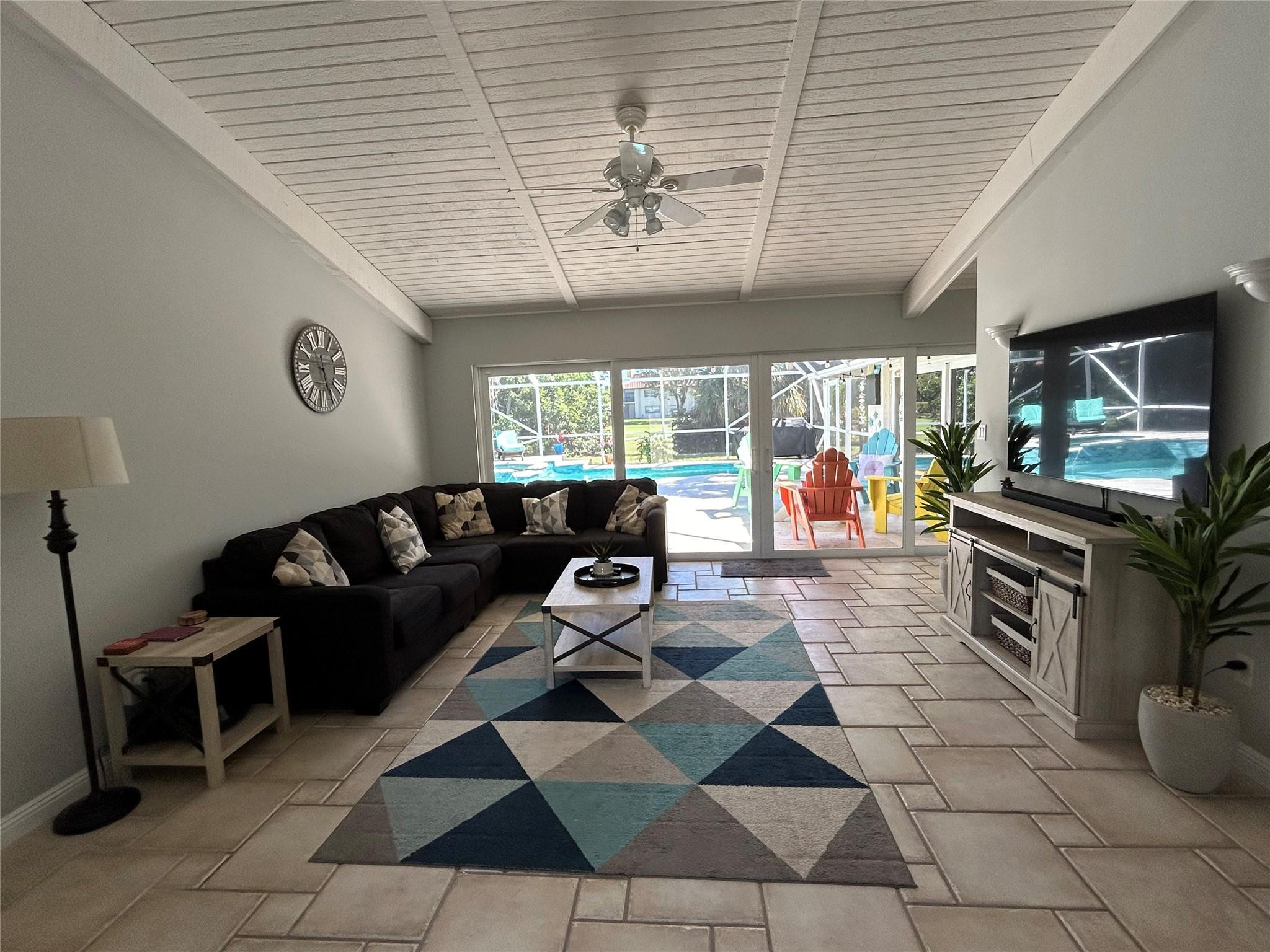21326 Escondido Way South Boca Raton, FL 33433 - Photo 4 of 14 Photo 4