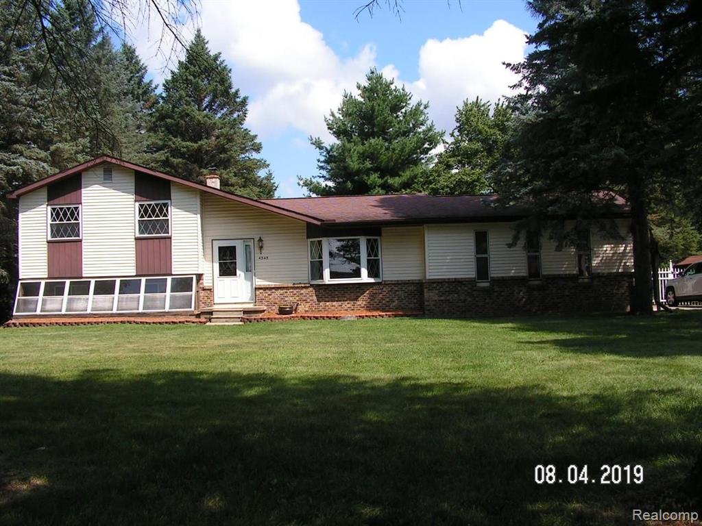 4345 Crosby Road Flint, MI 48506 - Photo 1 of 30 Gallery Image 1