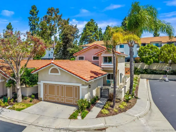 $1,555,000 | 3984 Caminito Silvela, San Diego, CA 92122