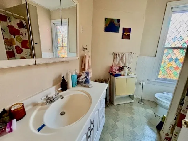 $395,000 | 301-303 Linden Street, Holyoke, MA 01040