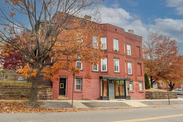 $395,000 | 301-303 Linden Street, Holyoke, MA 01040