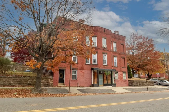 $395,000 | 301-303 Linden Street, Holyoke, MA 01040
