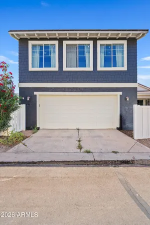 $1,100,000 | 3112 East Agritopia Loop North, Gilbert, AZ 85296