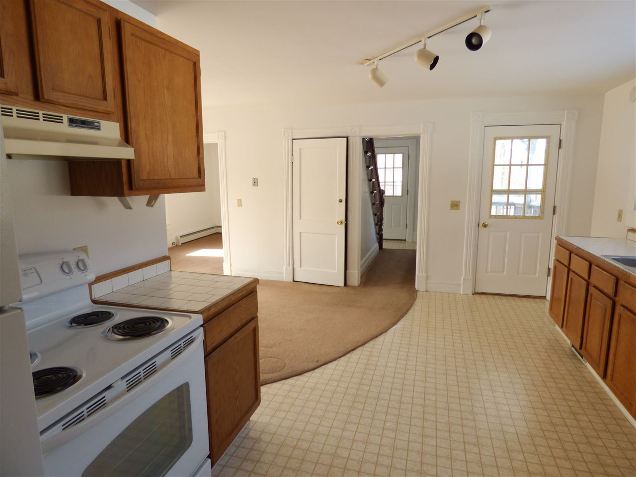 751 North Branch Street Bennington, VT 05201 - Photo 6 of 20 Gallery Image 6