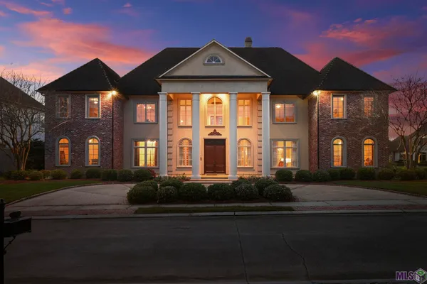 $1,995,000 | 2602 Cedar Lodge Drive, Baton Rouge, LA 70809