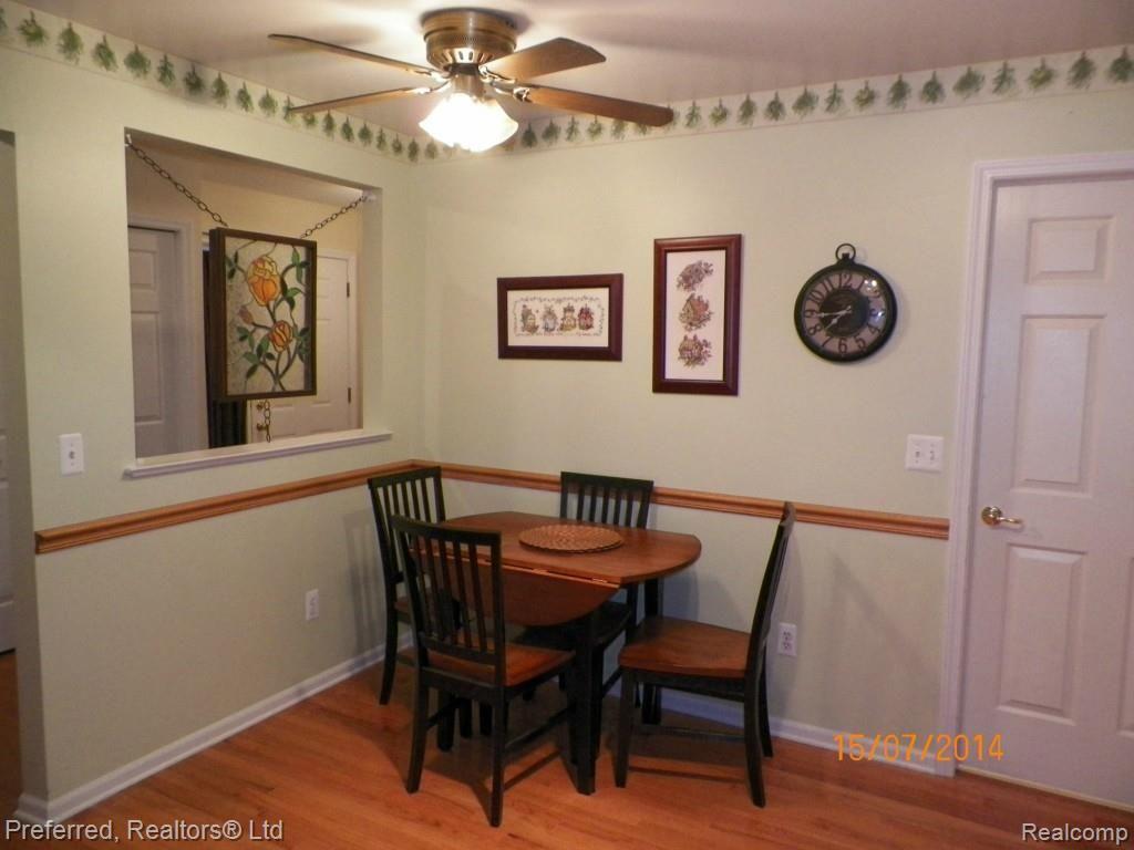 461 Cherry Grove Road, Unit 70 Canton, MI 48188 - Photo 5 of 20 Breakfast Room :-)