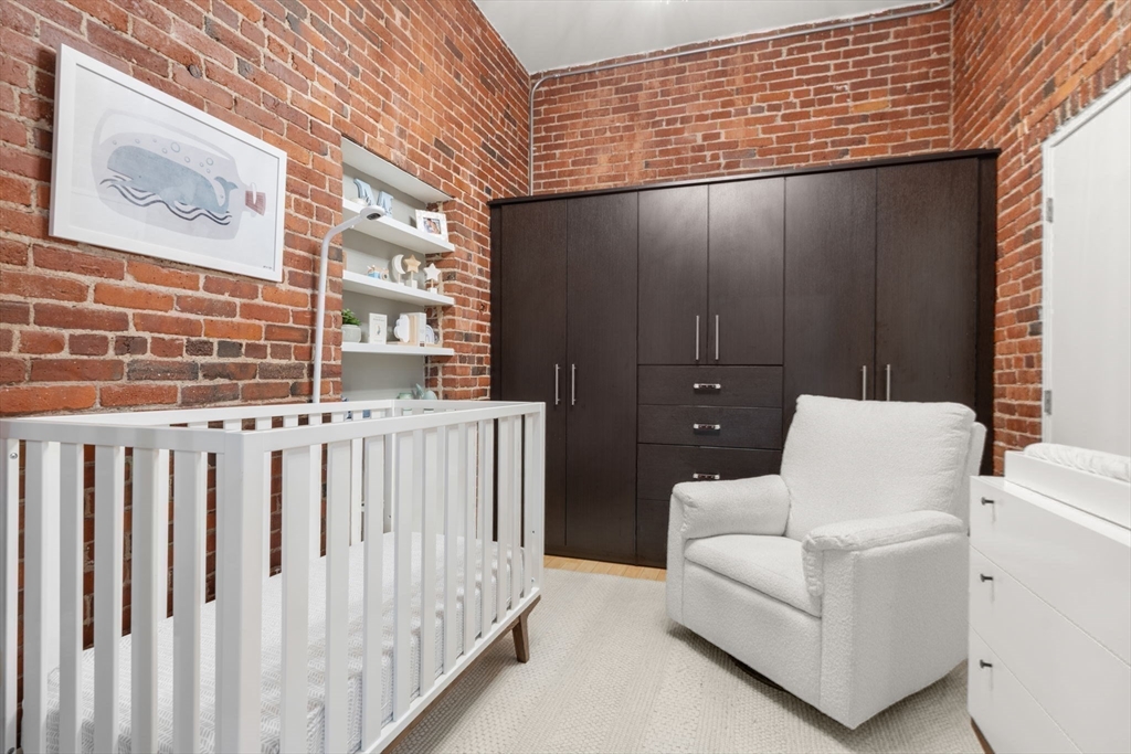 35 Channel Center Street, Unit 303 Boston, MA 02210 - Photo 19 of 28