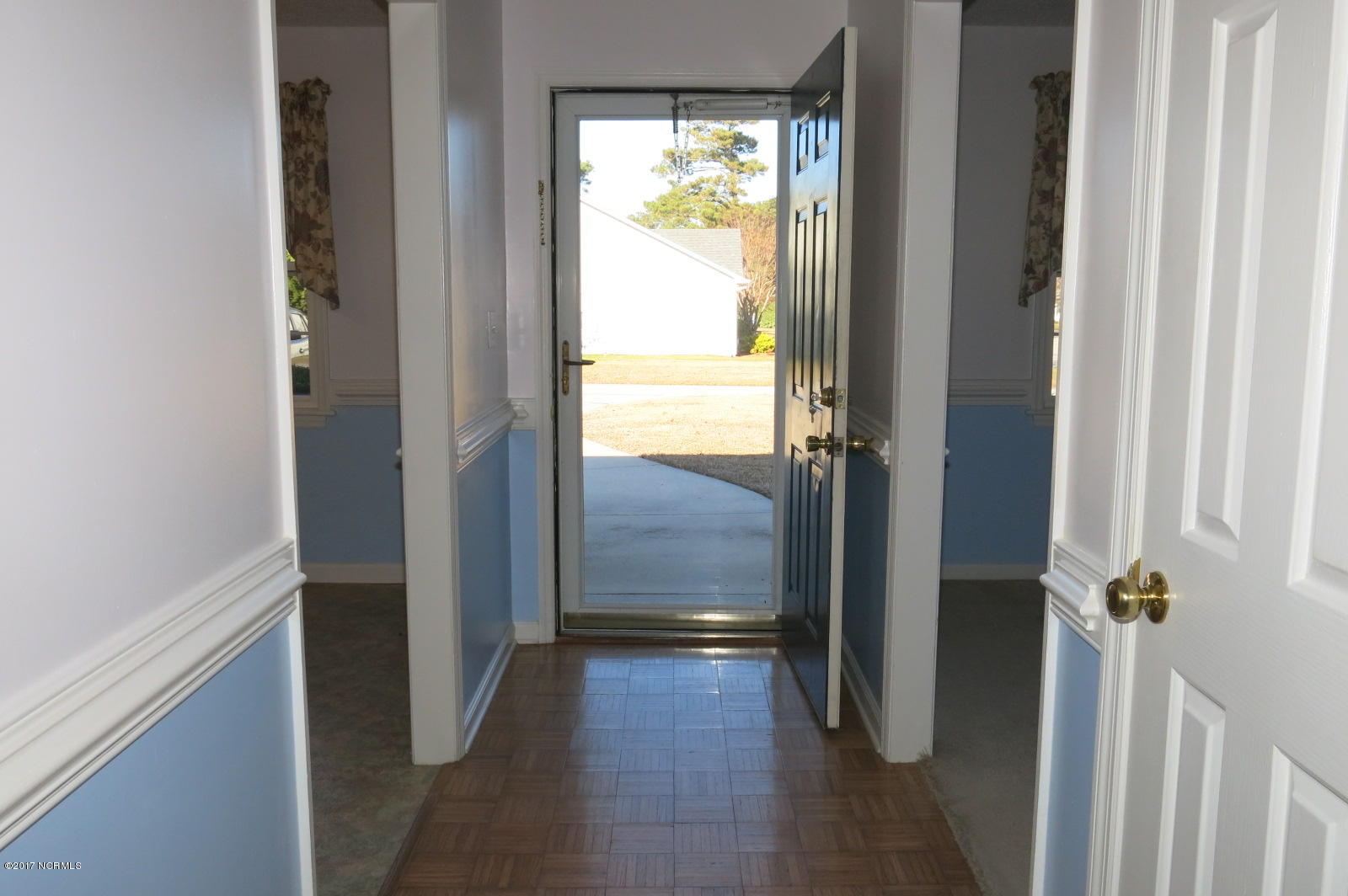 303 Barbour Road, Unit 601 Morehead City, NC 28557 - Photo 4 of 21 IMG_3117