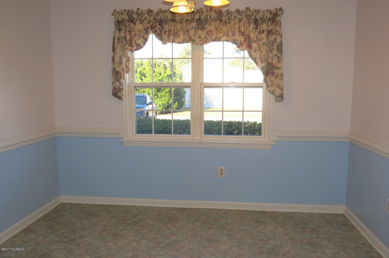 303 Barbour Road, Unit 601 Morehead City, NC 28557 - Photo 8 of 21 IMG_3113