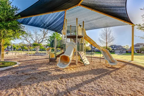 $975,000 | 30806 Shady Oak Drive, Fulshear, TX 77441