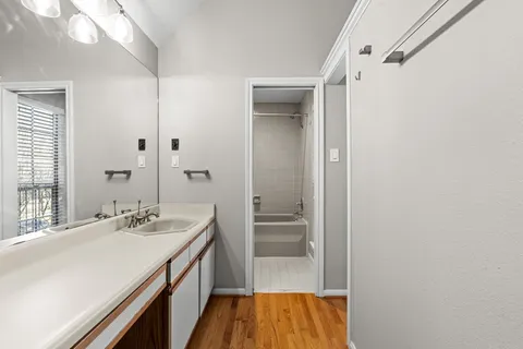 $525,000 | 254 East 5th Street, Houston, TX 77007