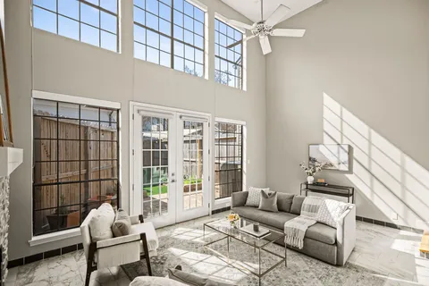 $525,000 | 254 East 5th Street, Houston, TX 77007