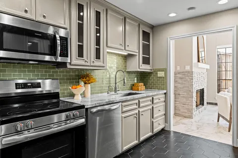 $525,000 | 254 East 5th Street, Houston, TX 77007