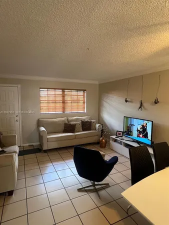 $245,000 | 1298 West 51st Place, Unit D29, Hialeah, FL 33012