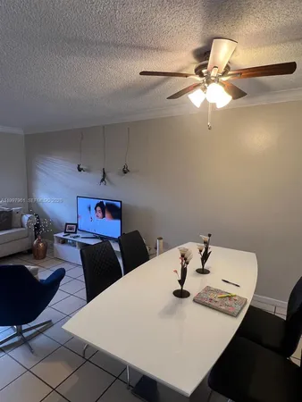 $245,000 | 1298 West 51st Place, Unit D29, Hialeah, FL 33012