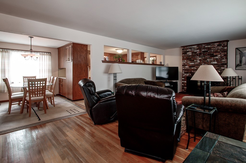 21 Berkeley Road Framingham, MA 01701 - Photo 5 of 30 Gallery Image 5