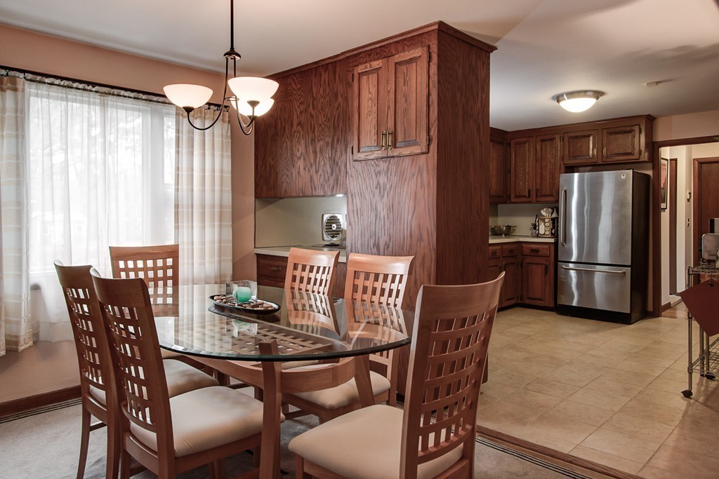 21 Berkeley Road Framingham, MA 01701 - Photo 6 of 30 Gallery Image 6