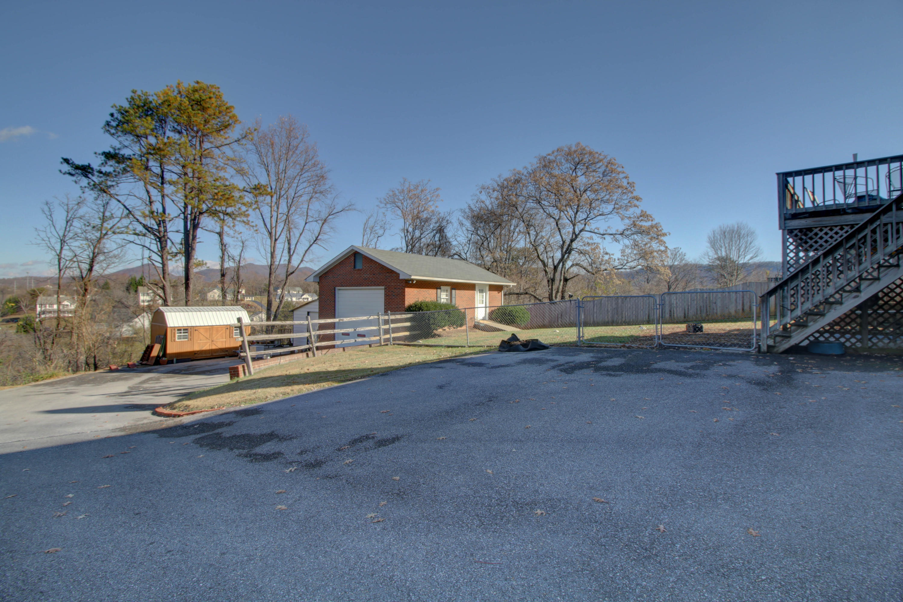 214 Apple Tree Road Roanoke, VA 24019 - Photo 22 of 33 IMG_1641_2_3_4_5_6_7