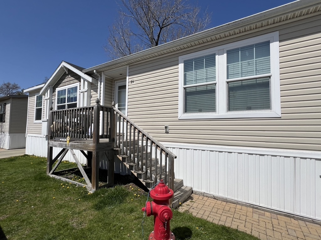 84 North Branch Road Glenview, IL 60025 - Photo 3 of 23 Gallery Image 3