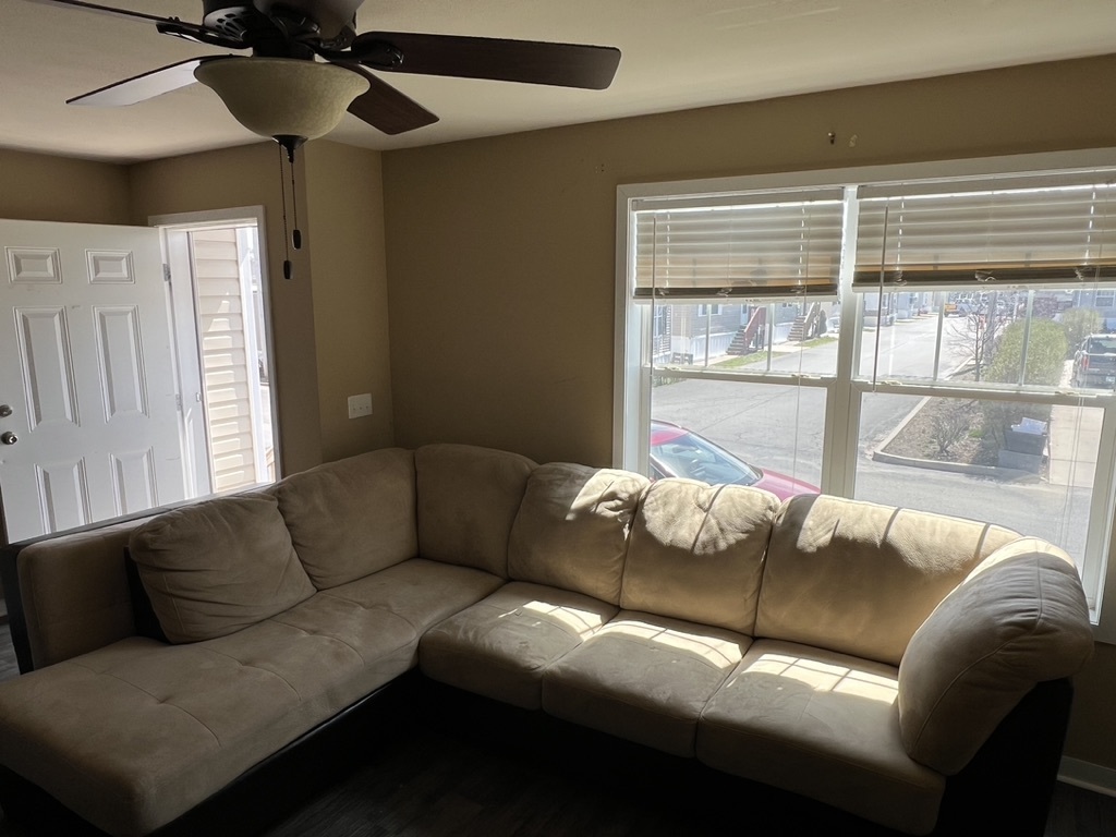 84 North Branch Road Glenview, IL 60025 - Photo 6 of 23 Gallery Image 6